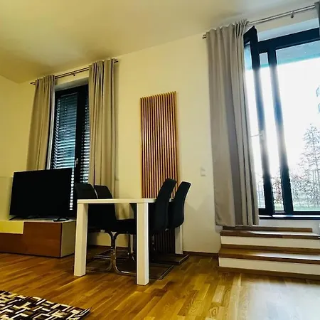 Appartement Holesovice, Garden, Garage *
