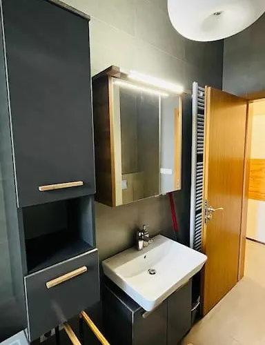 Appartement Holesovice, Garden, Garage *